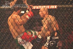 'Smokin'' Joe Villasenor (left) vs Evangelista 'Cyborg' Santos (right)