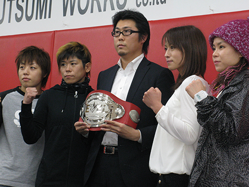 Jewels Lightweight Queen Participants: Hamasaki, Nomura, Nagano, Ham